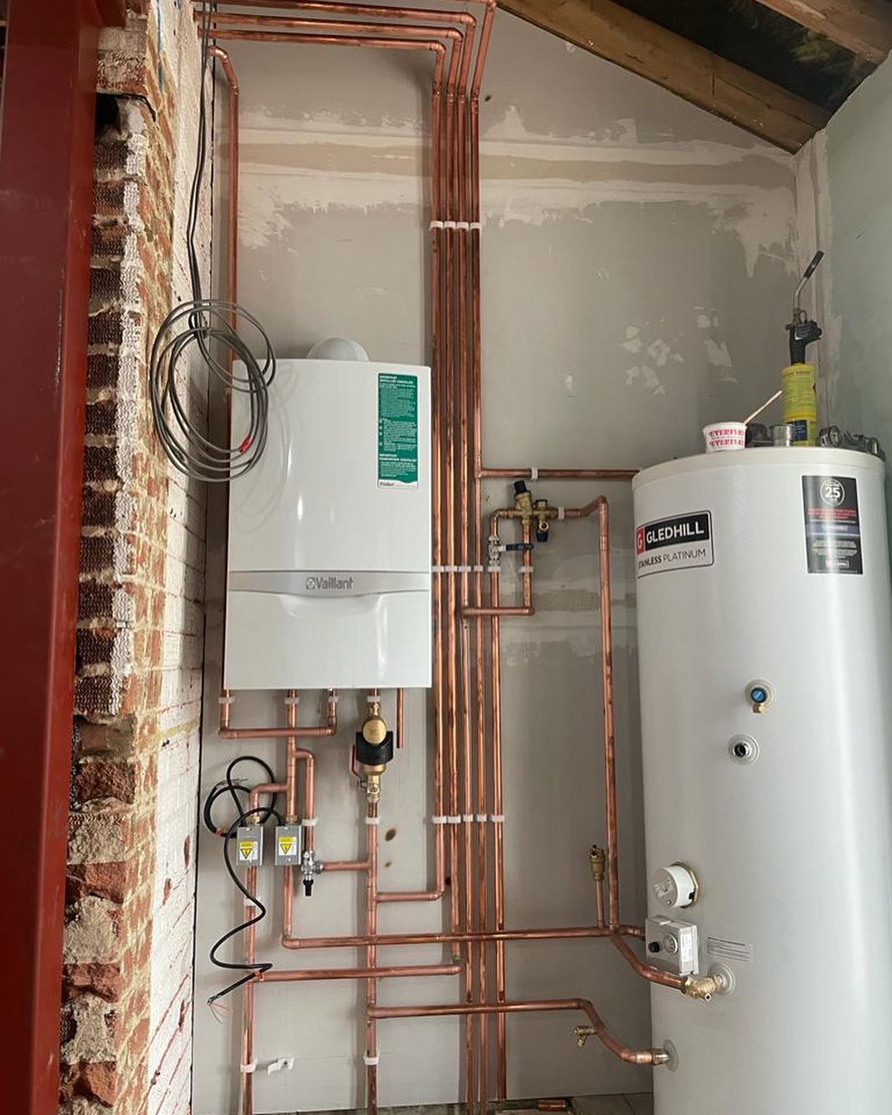 Copper pipework and cylinder installation